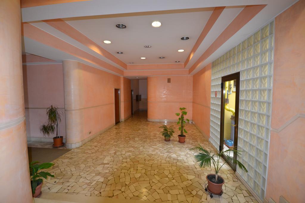 Magenta Apartment Varese Exterior photo
